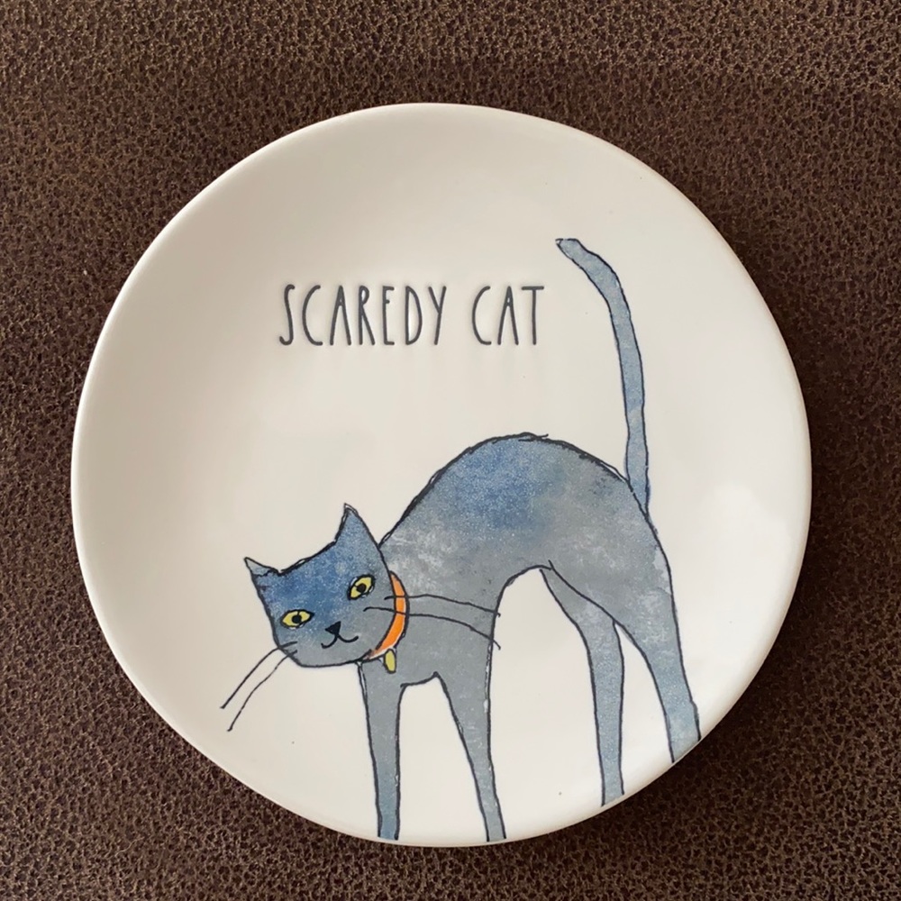 Rae Dunn •SCAREDY CAT• Halloween Plate